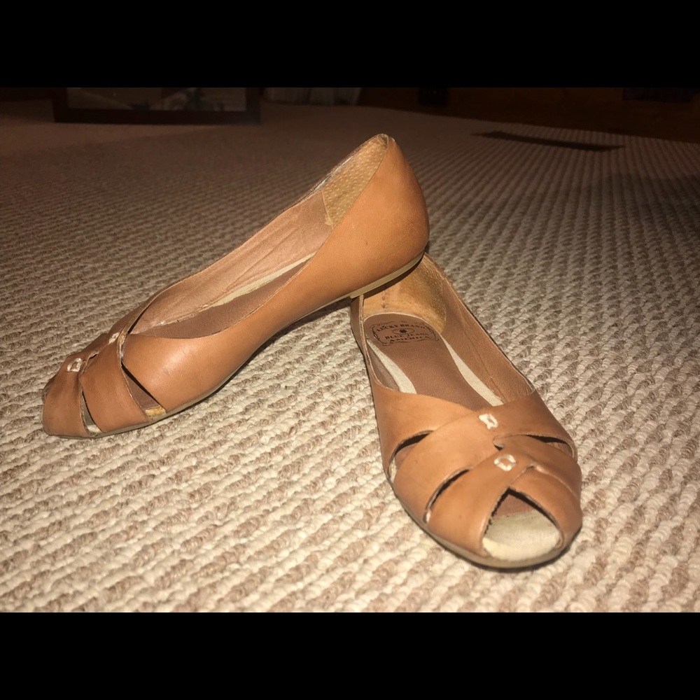 Lucky Brand Flats!
